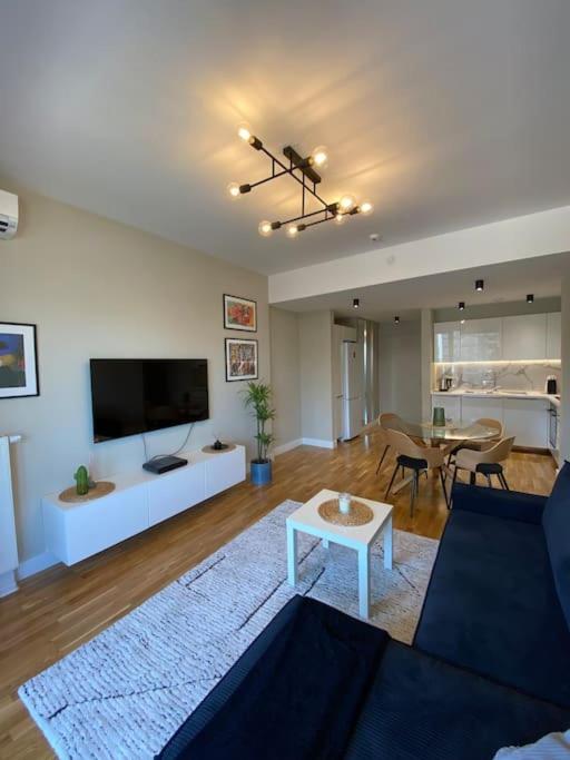 Diamond Of Skopje - Limak, New, Cozy, Modern Central Flat Екстер'єр фото